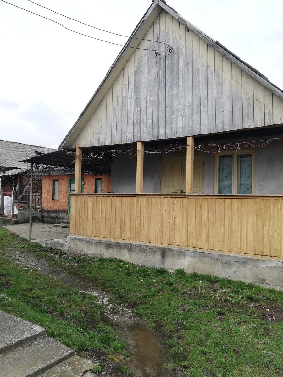 Casa de vanzare in localitatea Uriu, imobilul este inscris in Cf ...............