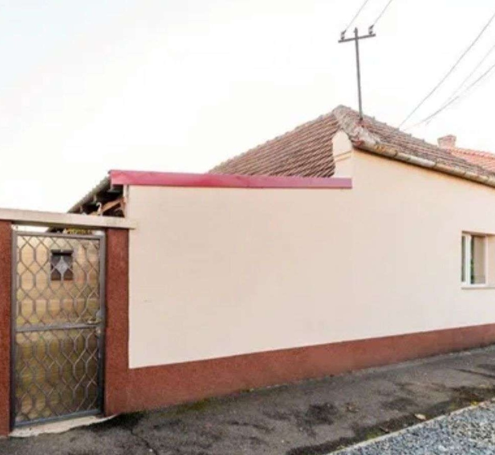 Casa de vanzare în Poltura