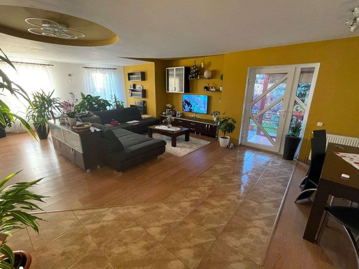 Casa de vânzare în Satu Nou de Jos