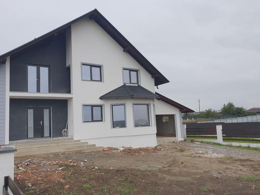 Casa de vânzare în sf Ilie