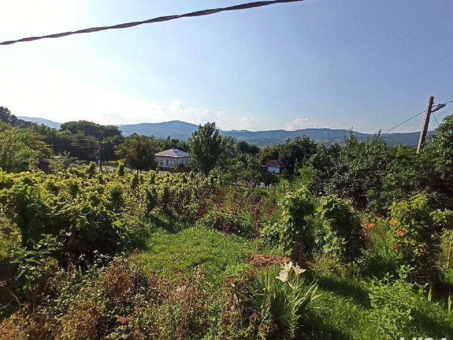 Casă de vânzare într-o zonă superbă