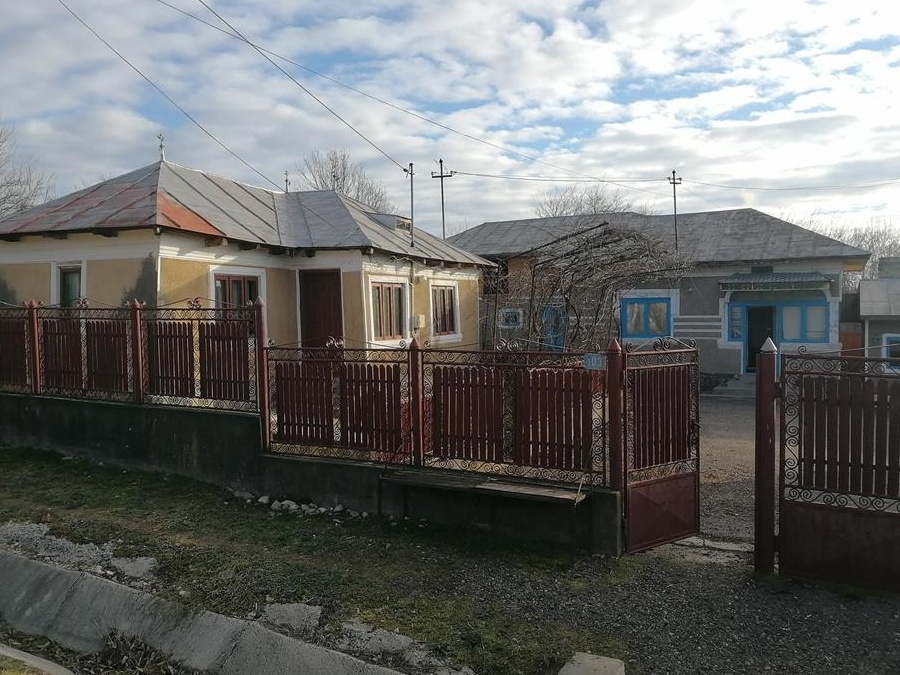 Casa de vânzare la 7 km de autostrada A1 în Comuna Visina Județul Dambovita