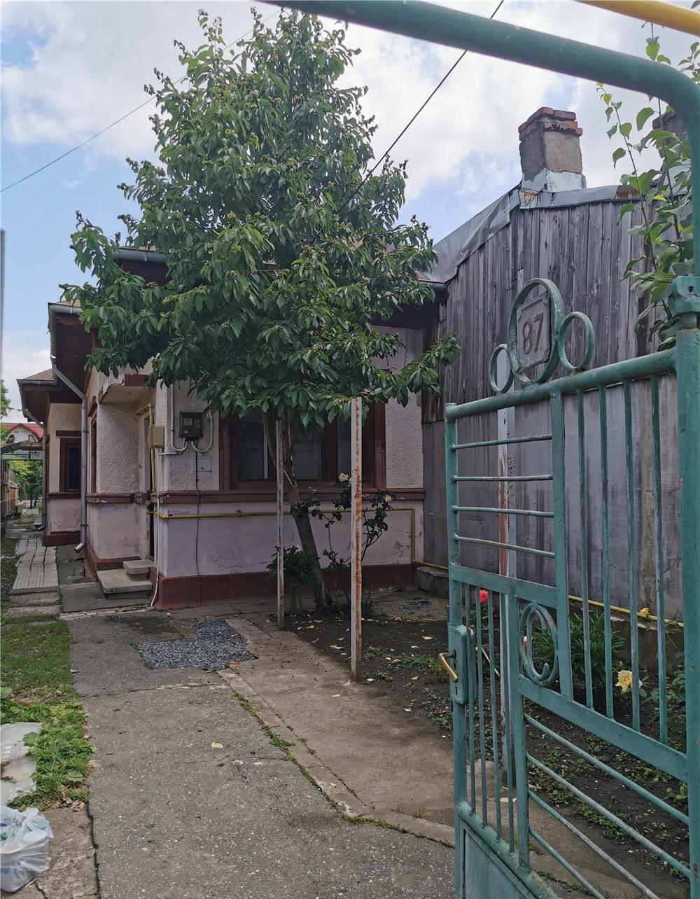 Casa de vanzare la pret de apartament - Ploiesti Central