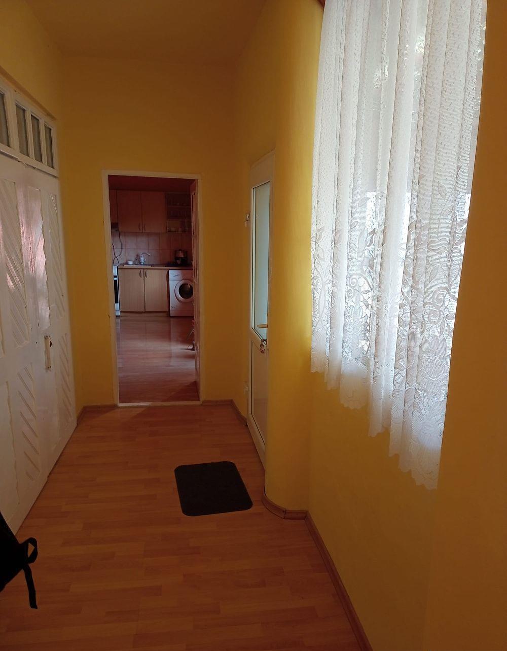 Casa de vânzare la sat
