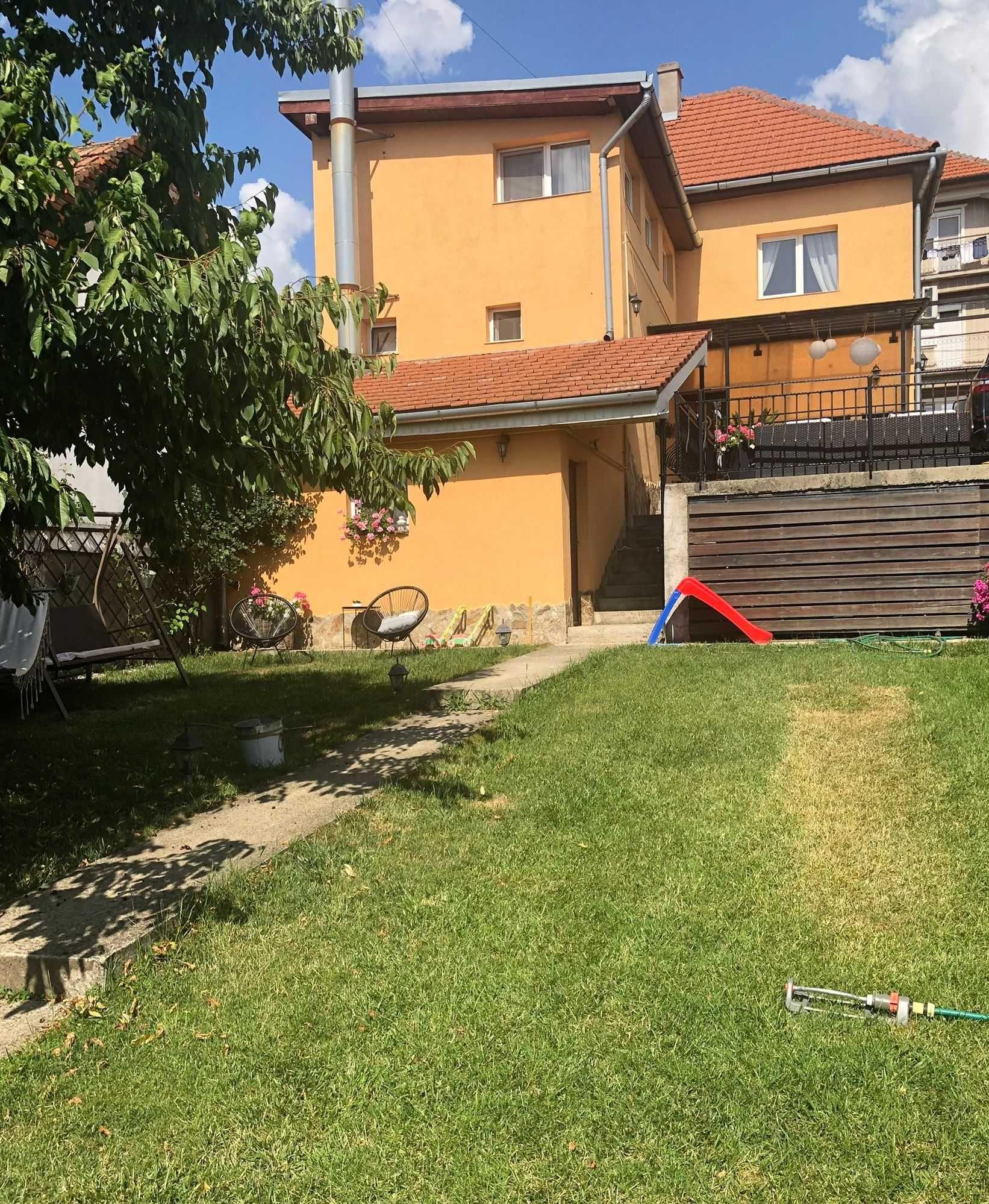 Casa de vanzare P+E, zona gara mare, panorama deosebita