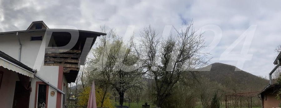 Casa de vanzare zona deosebita aproape de Valenii de Munte