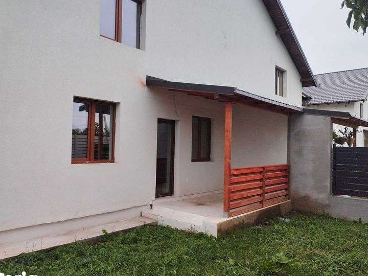 Casă duplex Strejnicu