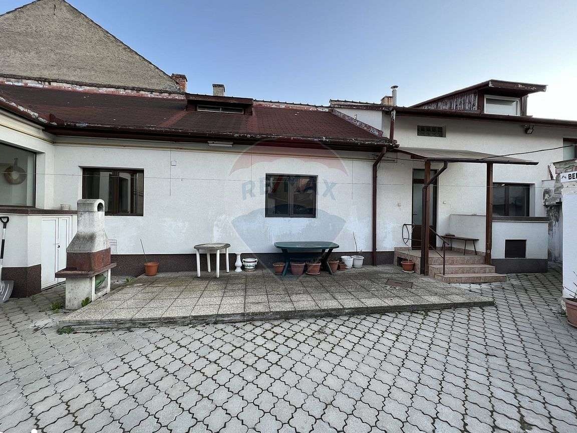 Casa extrem de utila pentru toti cei care cauta mai mult spatiu