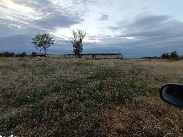 Casa + ferma zootehnica