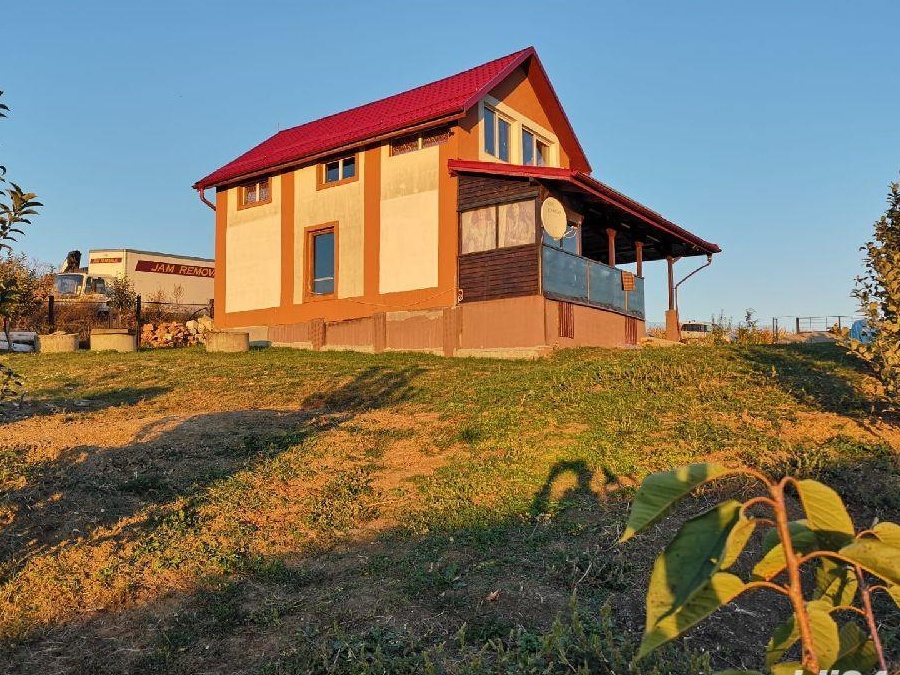 CASA IN CLUJ CU 3450mp Teren