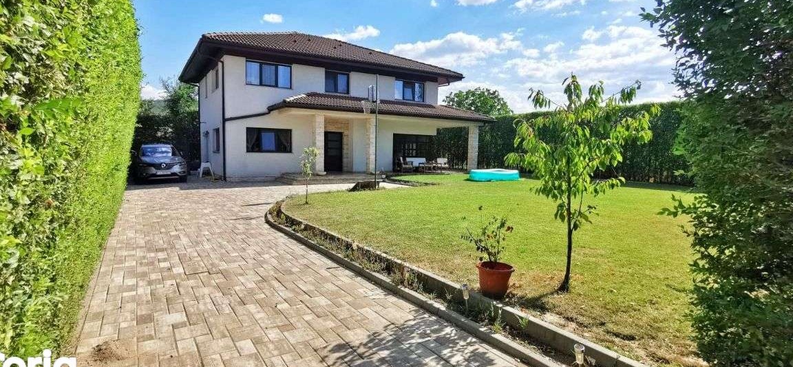 Casa Individuala 4 camere, 150mp utili, 730mp teren, finisata la cheie