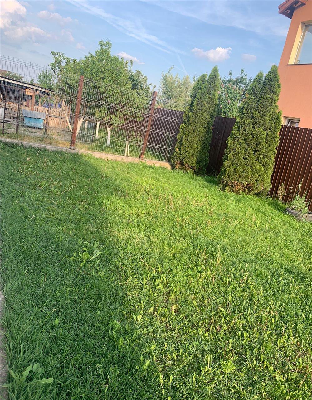 CASĂ INDIVIDUALĂ in Sacalaz, Parter+Mansarda, suprafața teren 790 mp, pret 190000 euro negociabil