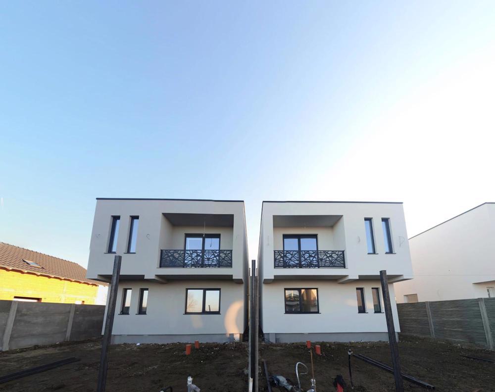 Casa Individuala  Lux-130mp- 350mp teren
