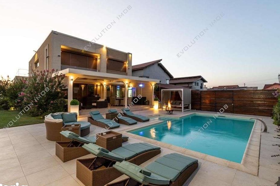 Casa Individuala | Piscina | Jacuzzi | Garaj | Portcar | Bucatarie de
