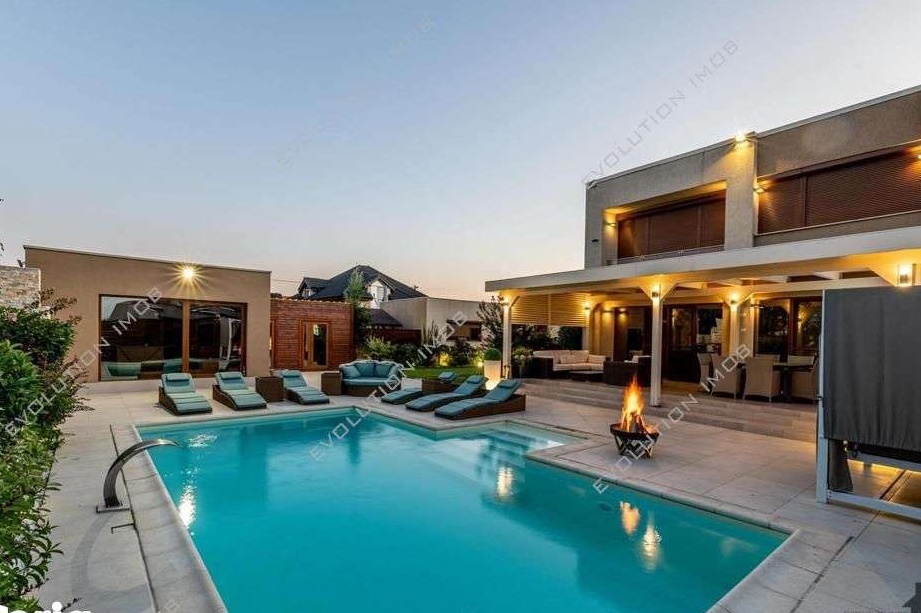 Casa Individuala | Piscina | Jacuzzi | Garaj | Portcar | Bucatarie de