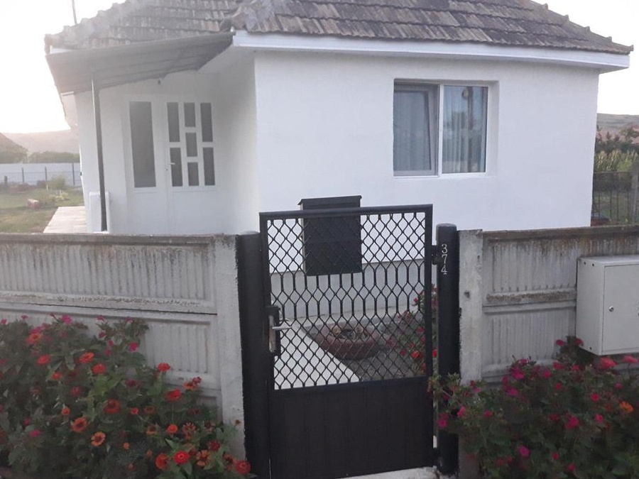 Casa insorita la tara zona linistita