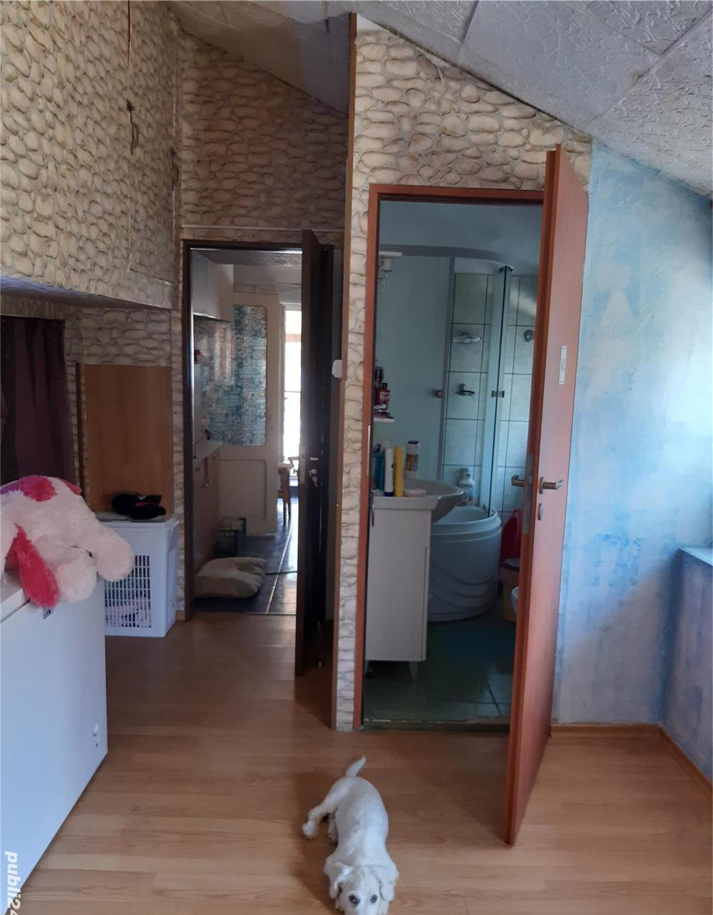 CASA la curte urgent ...