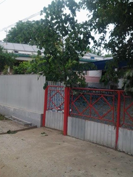 Casá la Tará .La 15 Km. de Panciu Jud. Vrancea. Comuna Clipicesti .