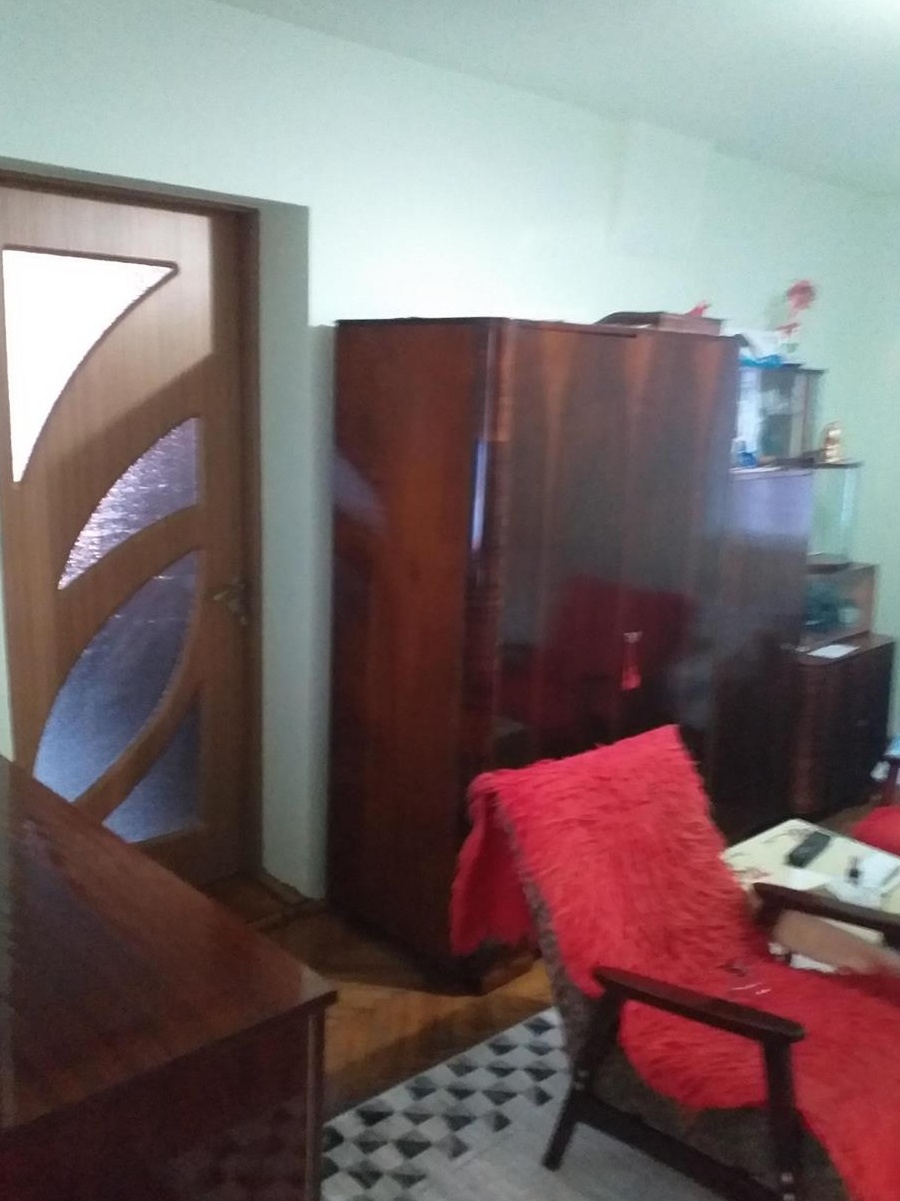 casa mare de vinzare in loc Ghertenis jud Caras severin