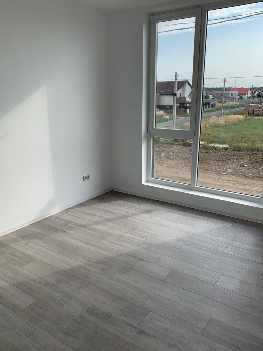Casa moderna tip triplex, com. Dumbravita, Timis, direct de la proprietar