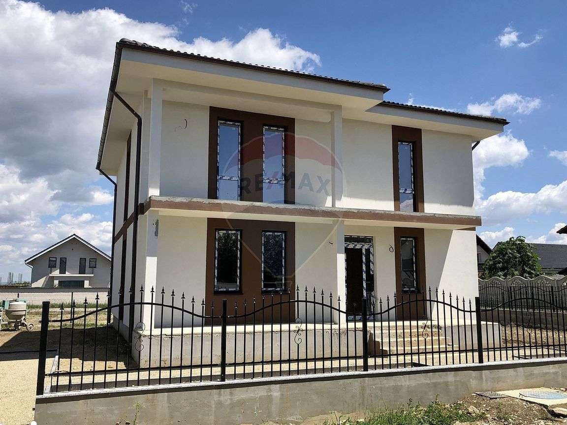 Casă noua cu eficienta energetica A+