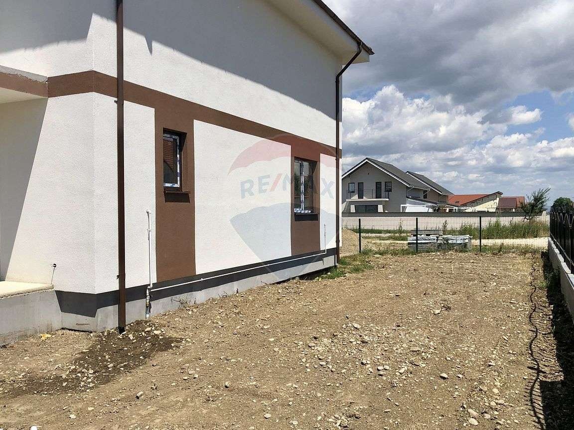 Casă noua cu eficienta energetica A+