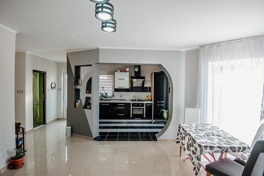 Casa noua, microferma de pasari si teren 3092mp de vanzare in apropiere de Bucuresti