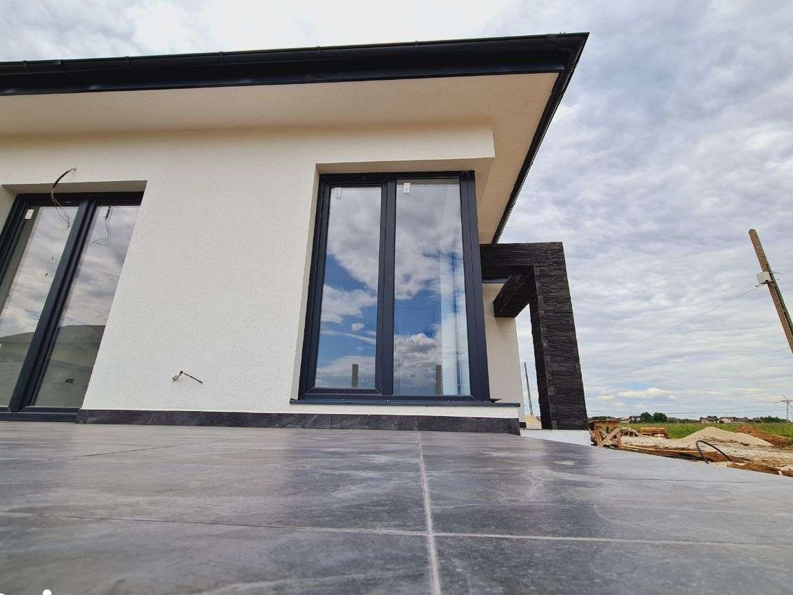 CASA Parter 3 Camere, 2 Bai | Asfalt, 400 m de Bulevard