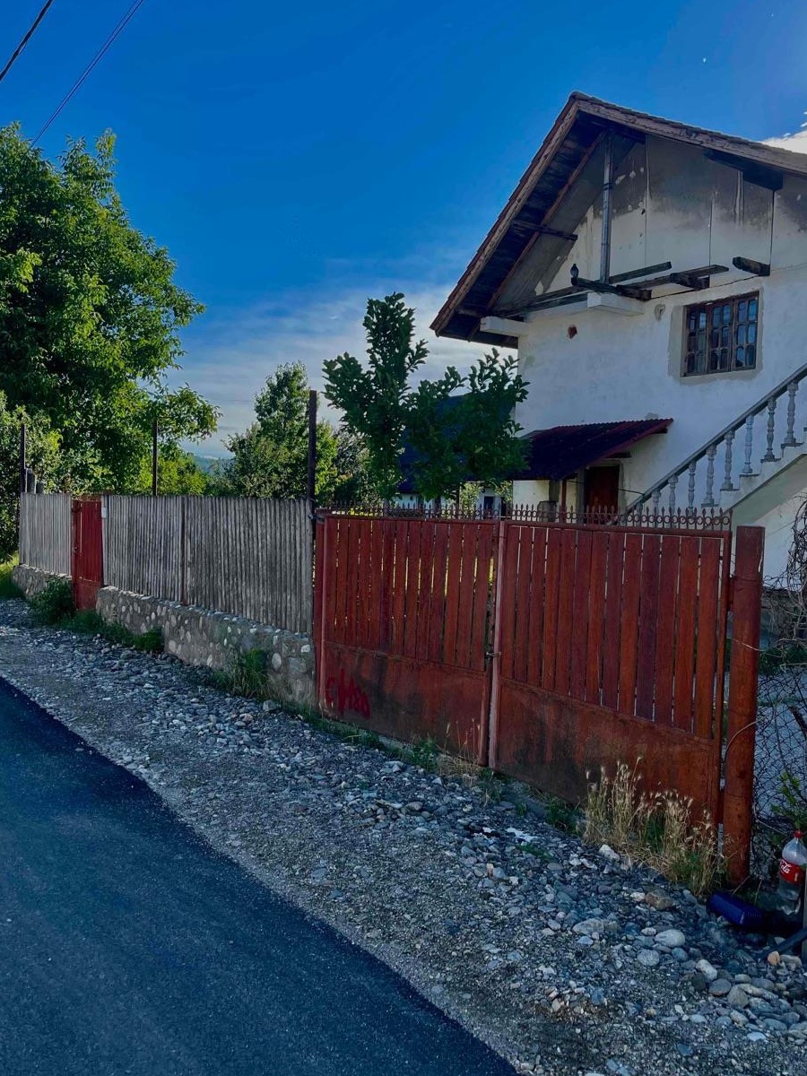 Casa plus teren