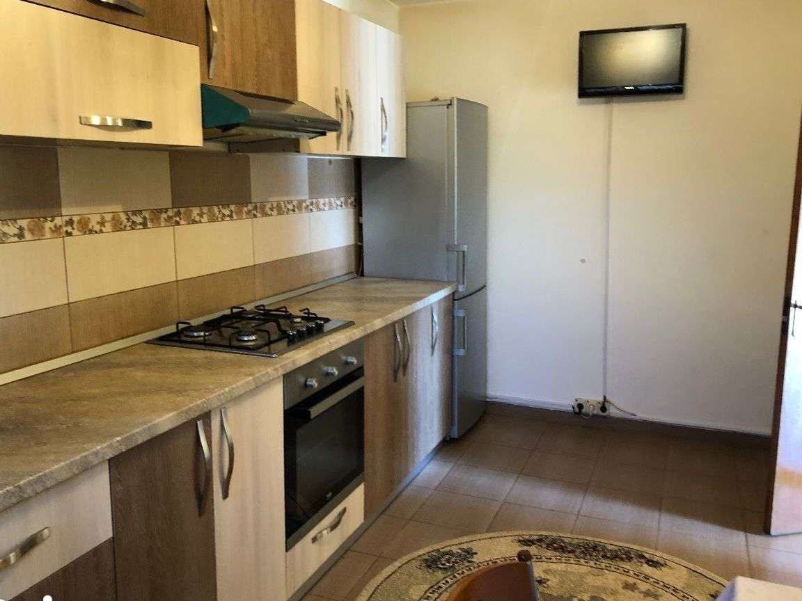 Casa Prundu Mic - Pitesti, mobilata si utilata, curte, centrala etc.