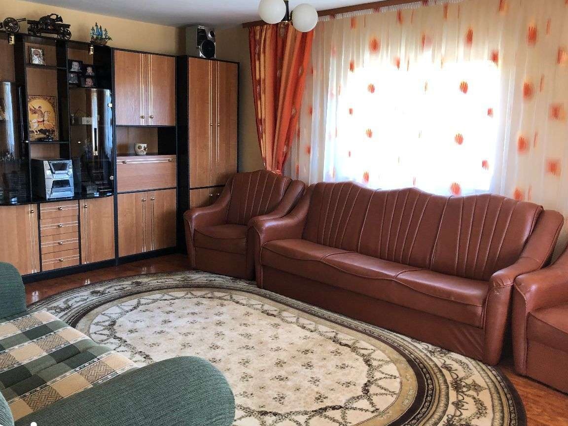 Casa Prundu Mic - Pitesti, mobilata si utilata, curte, centrala etc.