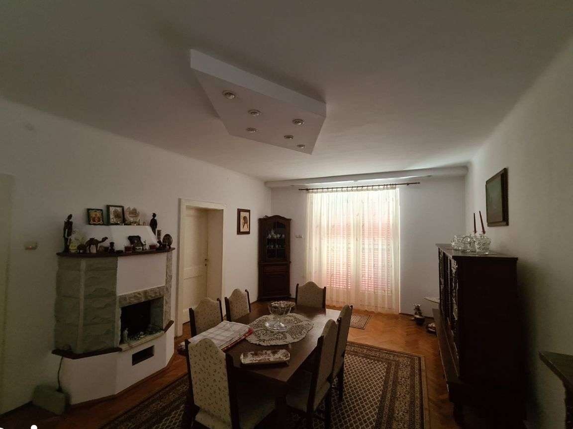 Casa, Schei- Constantin Lacea