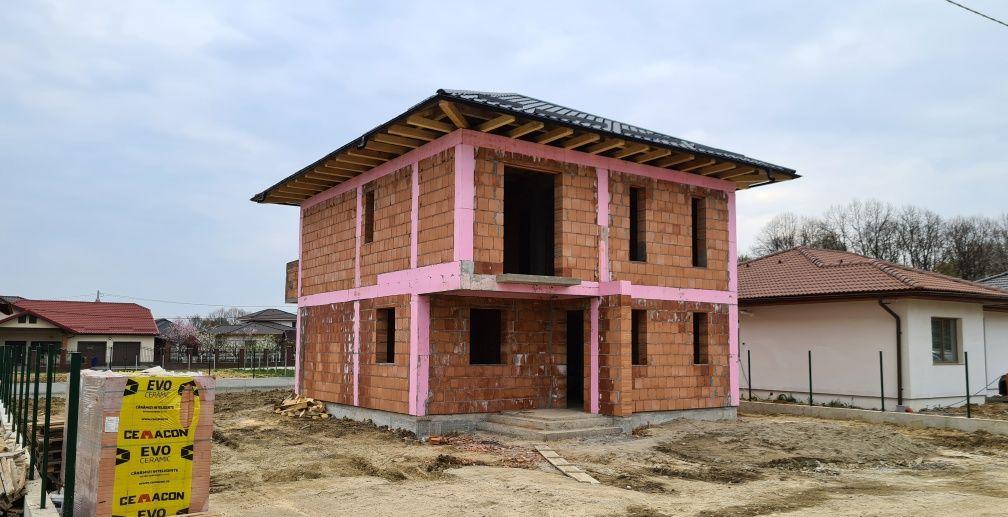 Casa semifinisa 159mp, teren 558mp, Satu Nou de Jos - zona de case noi
