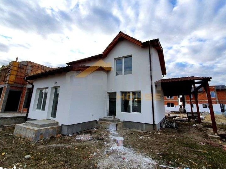 Casa semifinisata, 326 mp teren, zona Vladimirescu