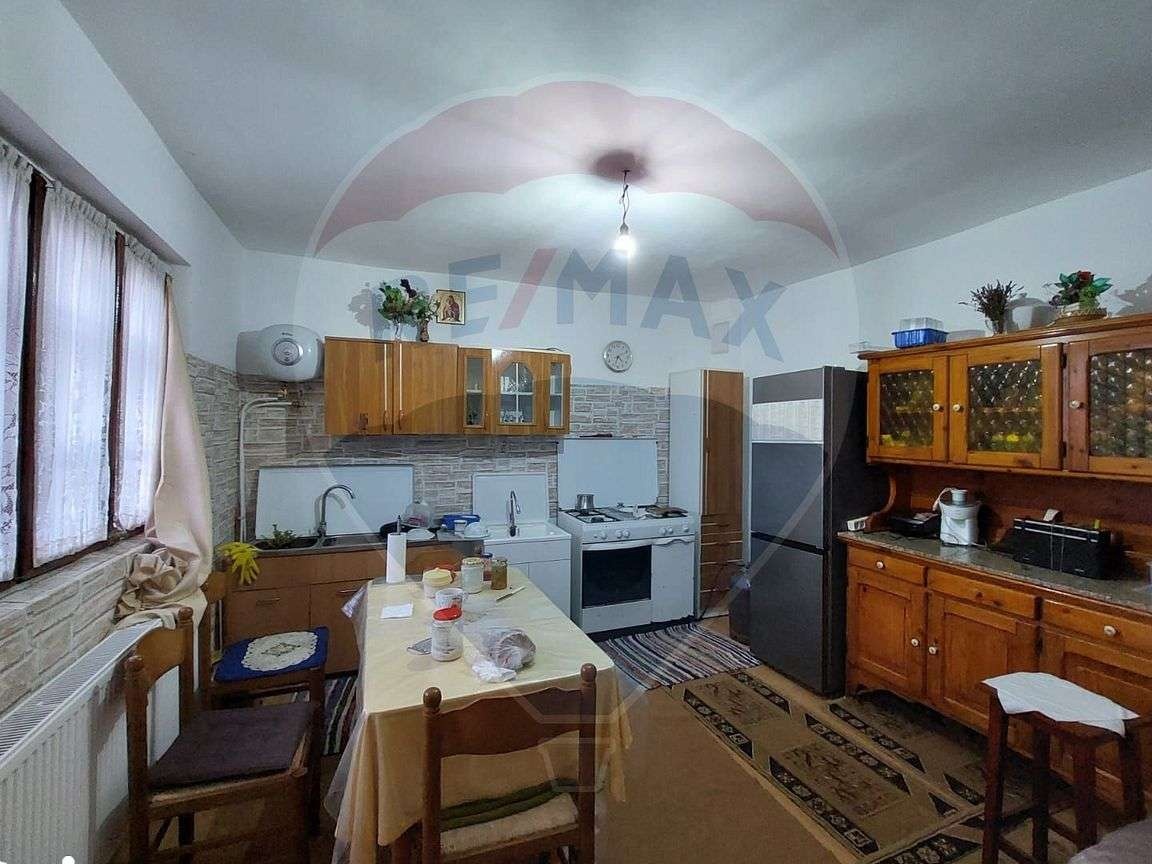 Casa si fosta ferma com. Tataranu