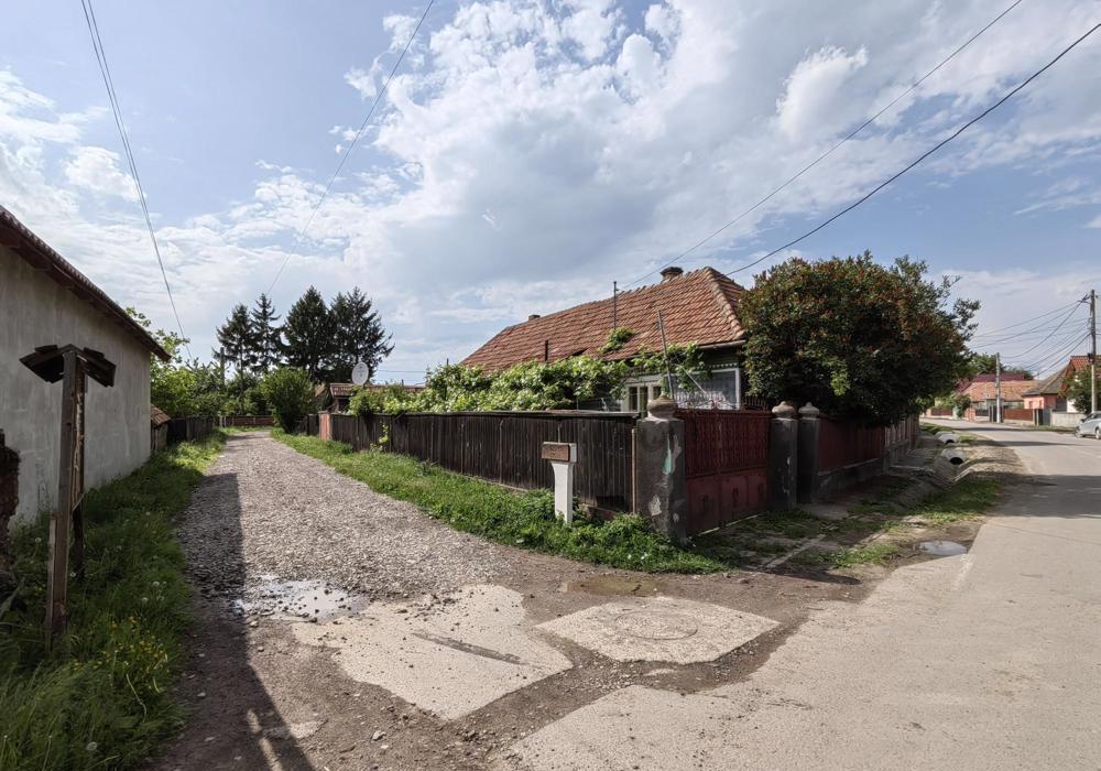 Casă și teren 100 m² utili + teren 629 m² Chichiș