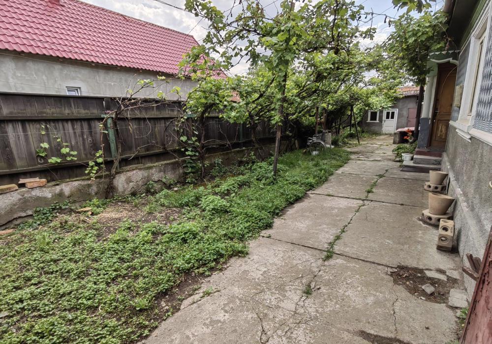 Casă și teren 100 m² utili + teren 629 m² Chichiș