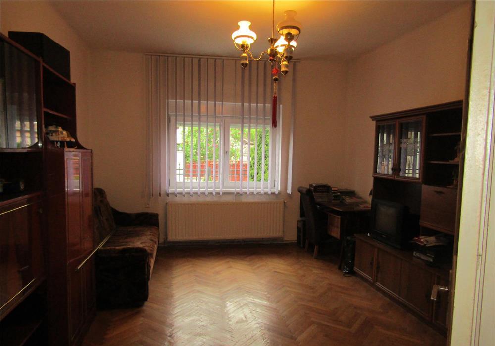 Casa singur in curte, zona B-dul MILEA, Sibiu