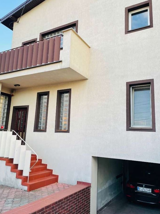 Casa S+P+1E+M complet utilata, suprafata 232 mp, zona Colentina