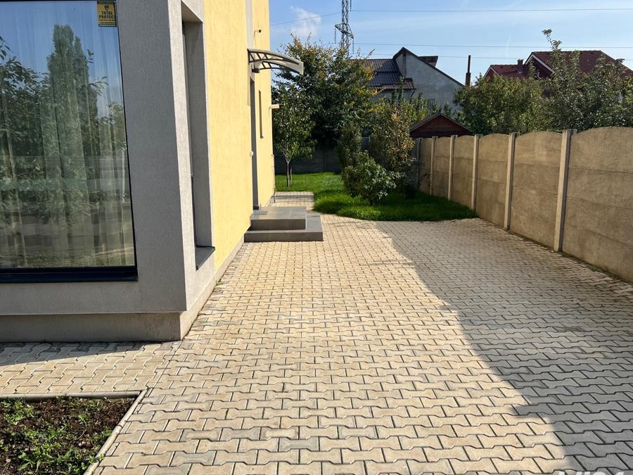 Casa tip duplex de inchiriat In Dumbravita