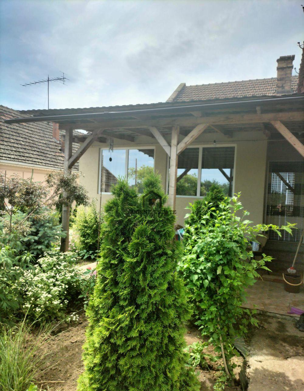 CASA VARIAS