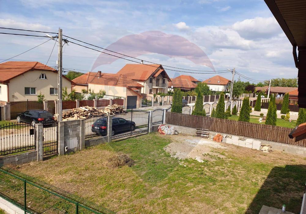 Casă / Vilă cu 3 camere de vânzare