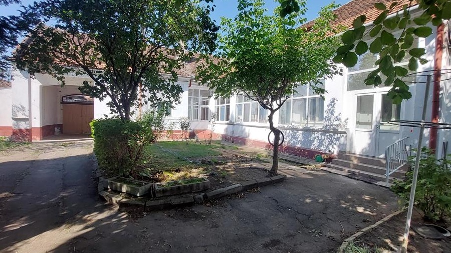 Casa,crama de vînzare