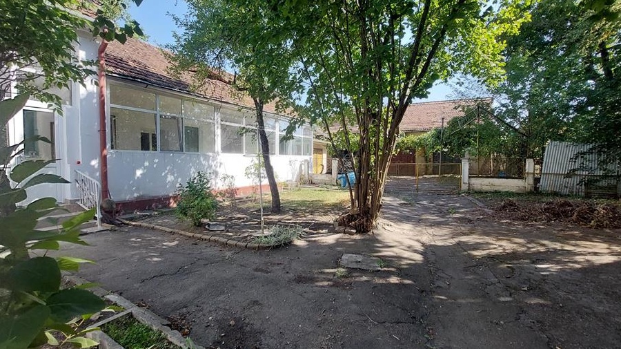 Casa,crama de vînzare