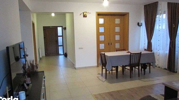 Casa,str.Primaverii,Stefanesti .