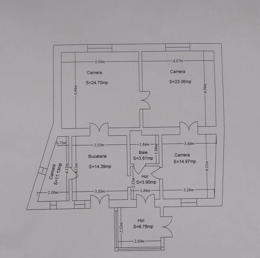 Casa+teren suprafata totala 710 m2... Zona centrala.