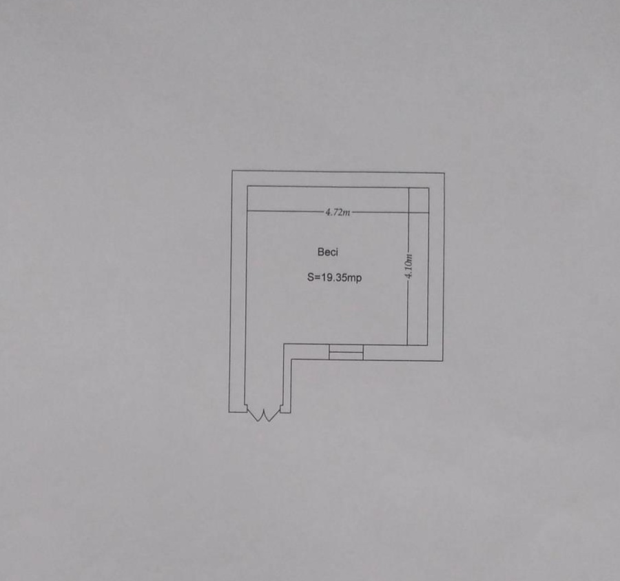 Casa+teren suprafata totala 710 m2... Zona centrala.