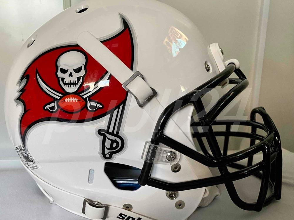 casca fotbal american de joc tampa bay buccaneers