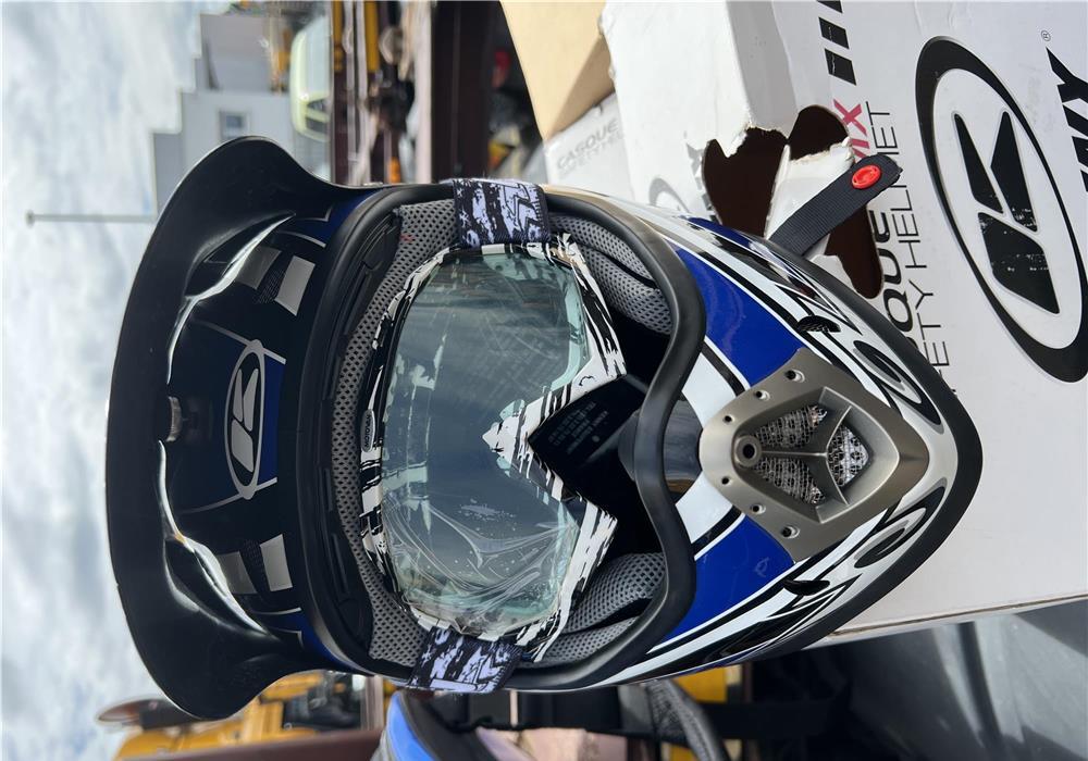 Casca noua enduro, moto