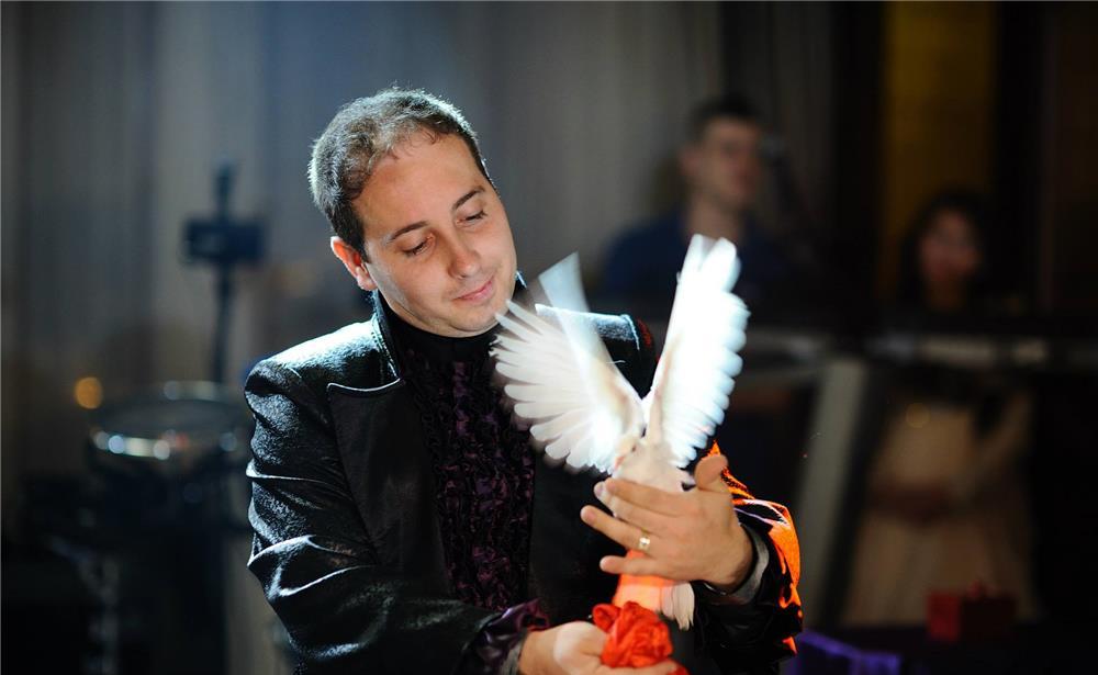 Castele gonflabile  Magician petreceri animatori